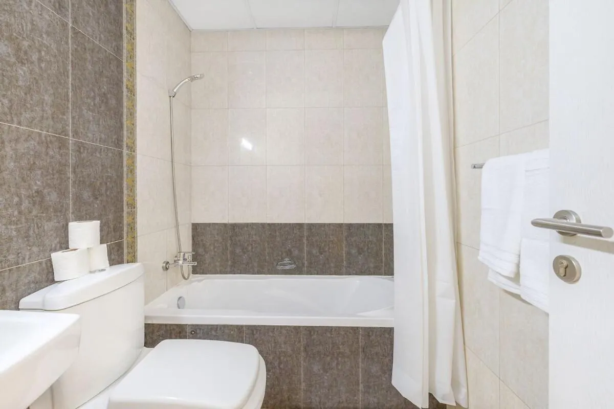 Stunning Apt In Jbr - Near Tram Dubai 0*,