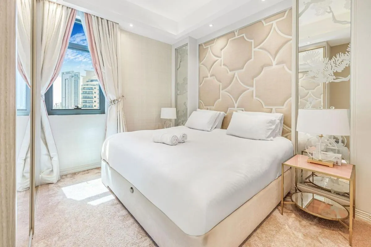 Appartamento Stunning Apt In Jbr - Near Tram Dubai Emirati Arabi Uniti